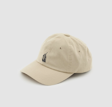 LOW CAPYACHT